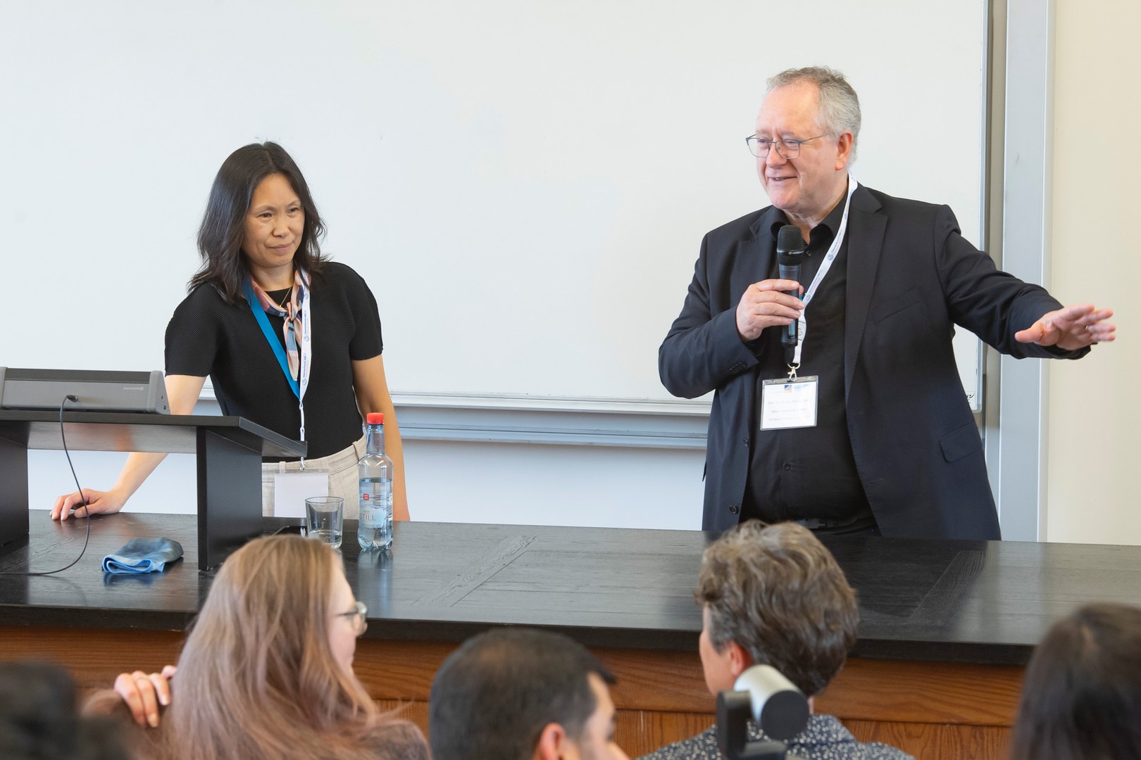 Rector of the University of Bonn, Prof. Dr. Dr. hc Michael Hoch, and Director of EHS at the United Nations University, Prof. Dr. Shen Xiaomeng, opened the event with a dialogue discussing the importance of the collaborative degree
